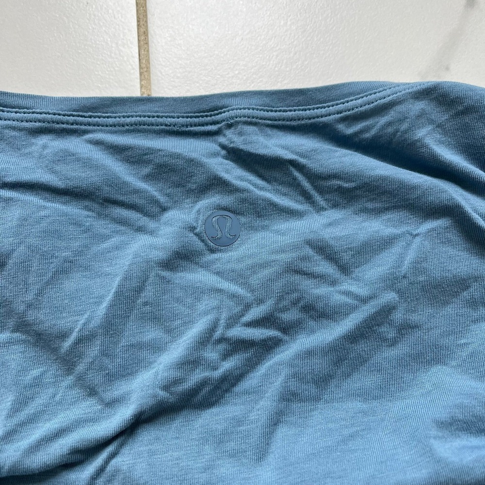 Lululemon Back in Action Short-Sleeve T-Shirt
Utility Blue sz 2 - Picture 4 of 6